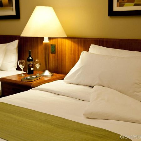 Hotel Palace Guayaquil Rum bild