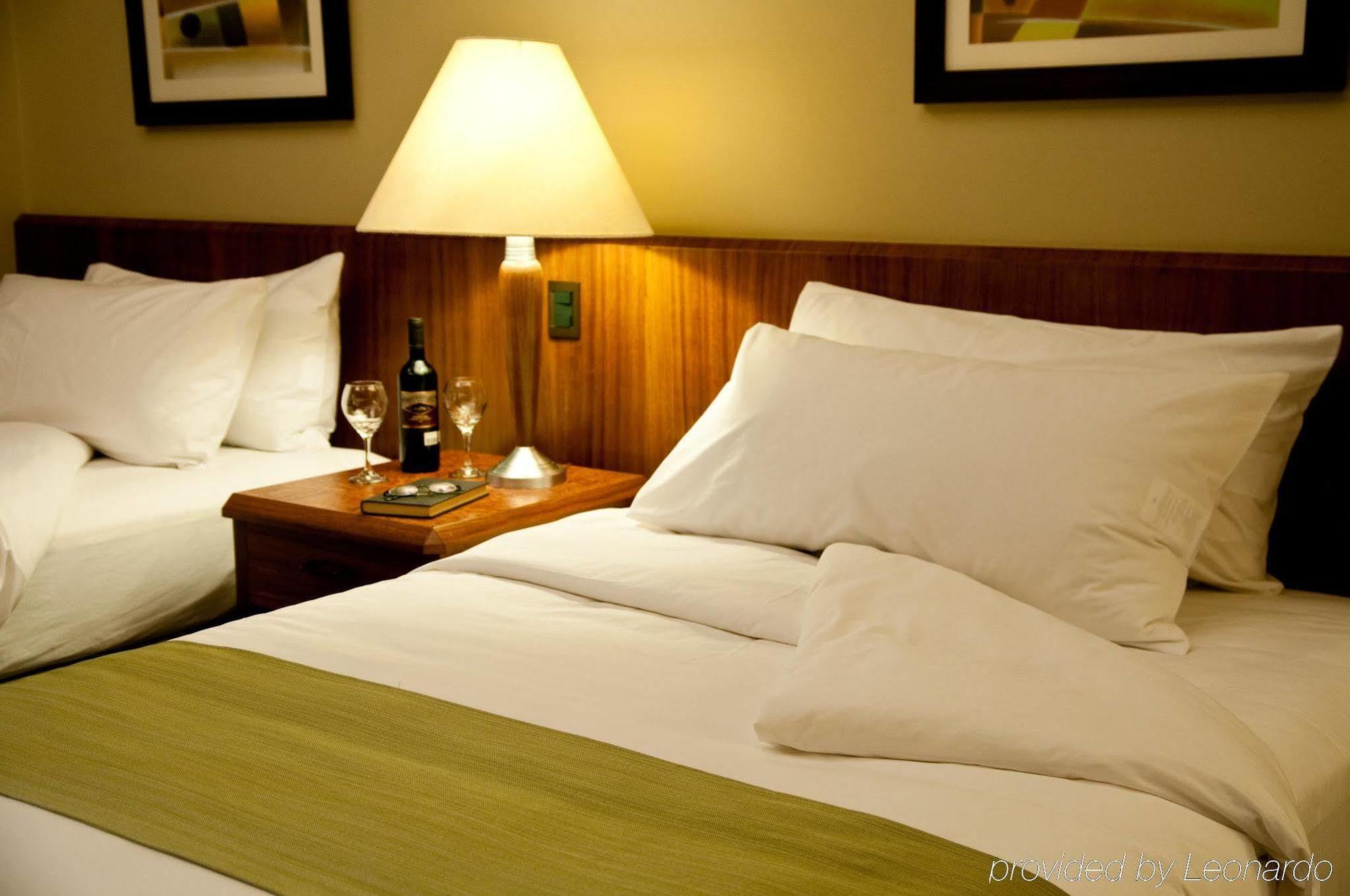 Hotel Palace Guayaquil Rum bild